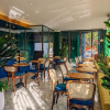 Ghế Nhà Hàng Cafe Thonet Tựa Mây Mắt Cáo Không Tay 