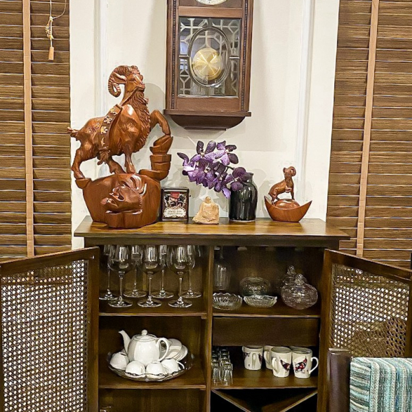 Tủ Rượu Mây Hàng VNXK