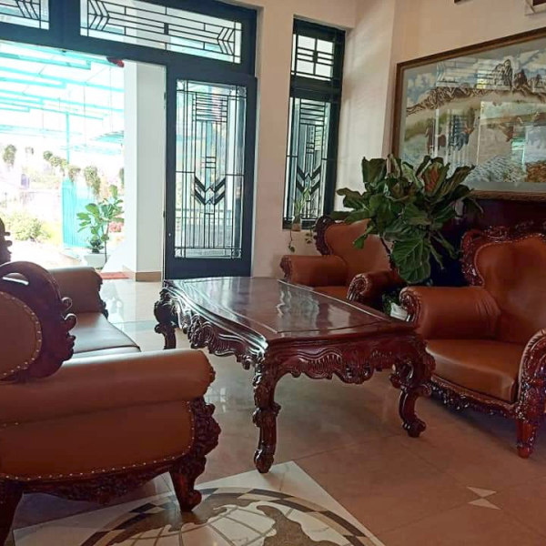 Bộ Bàn Ghế Sofa Cafe Cổ Điển Hoặc Để Phòng Khách