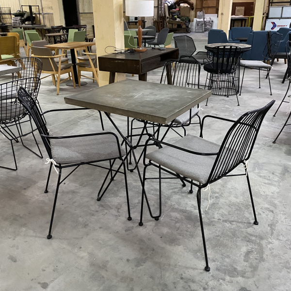 Thanh lý bộ bàn 3 ghế sắt tăm có tăm new 90%